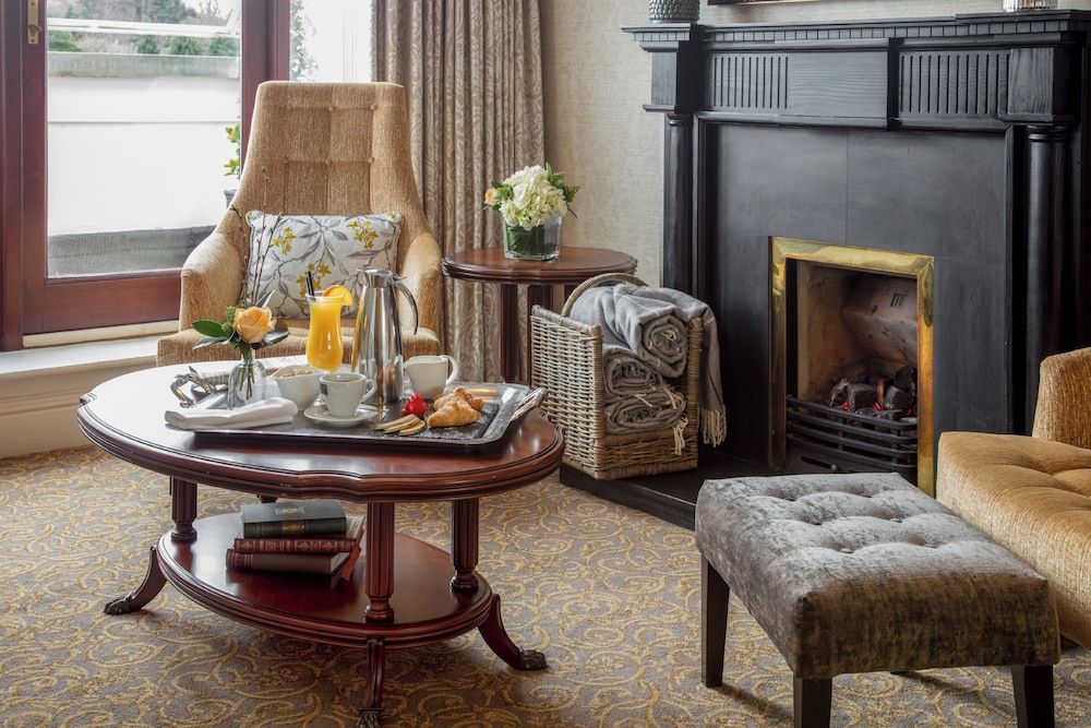 undefined St. Helen's Hotel 5