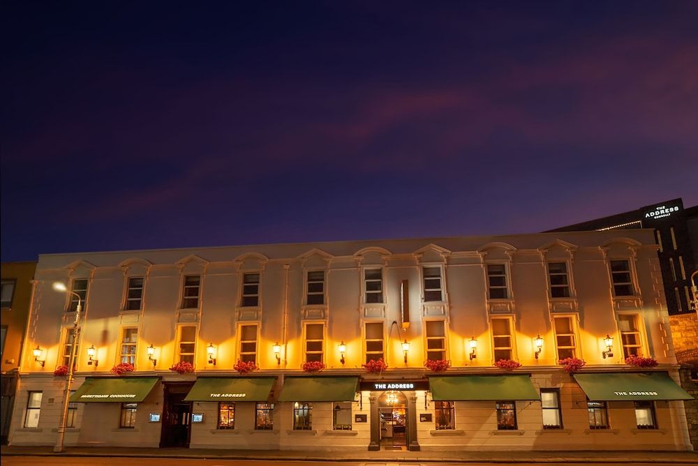 undefined The Address Connolly 7