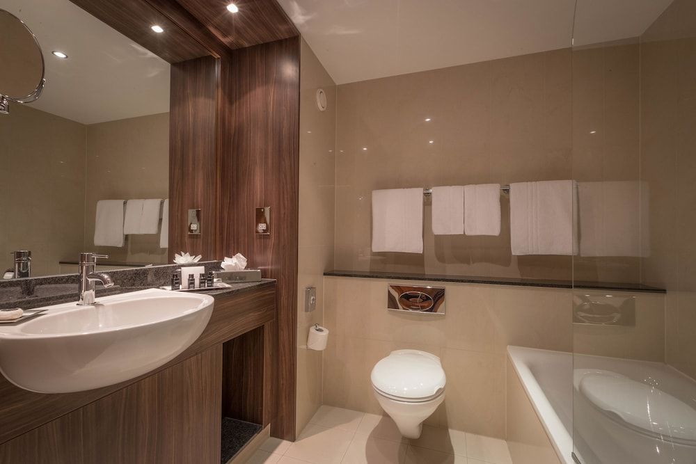 undefined The Trinity City Hotel 8