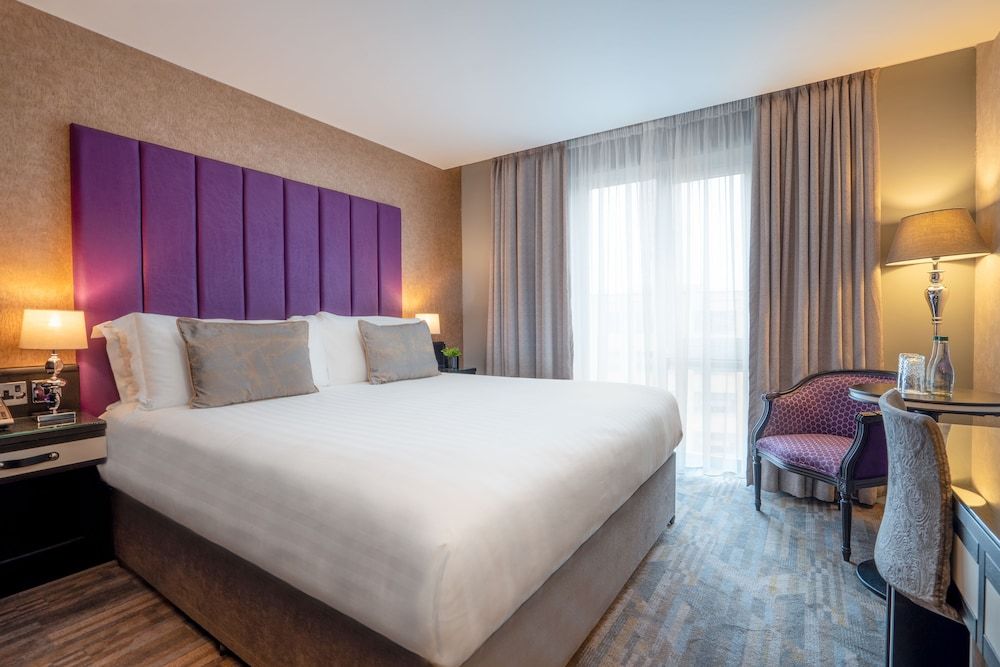 undefined The Trinity City Hotel 4