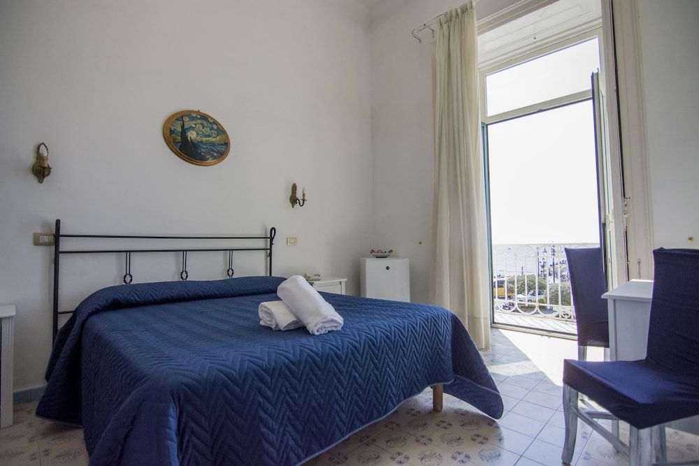 undefined Hotel Fontana 2