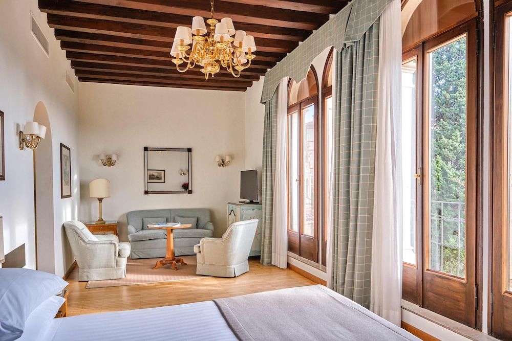 Hotel Villa Cipriani Junior Suite (Premier) 7