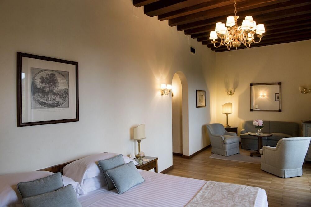 Hotel Villa Cipriani Junior Suite (Premier) 9