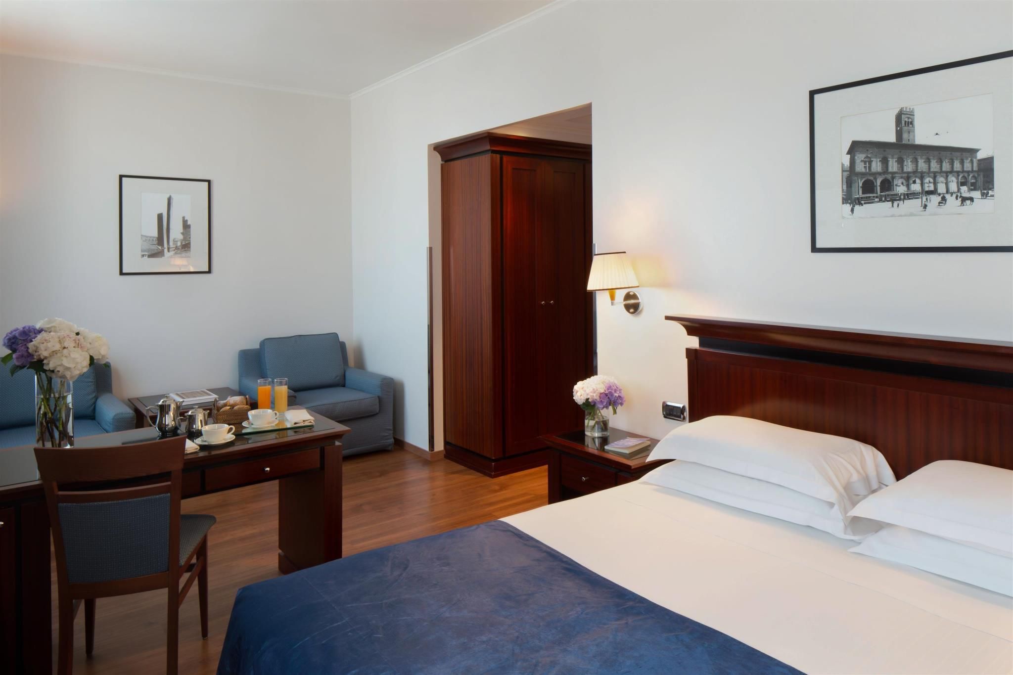 undefined Starhotels Excelsior 6