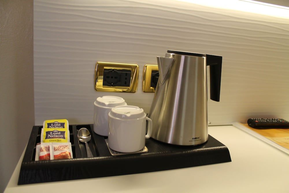 Hotel University Triple Room 12