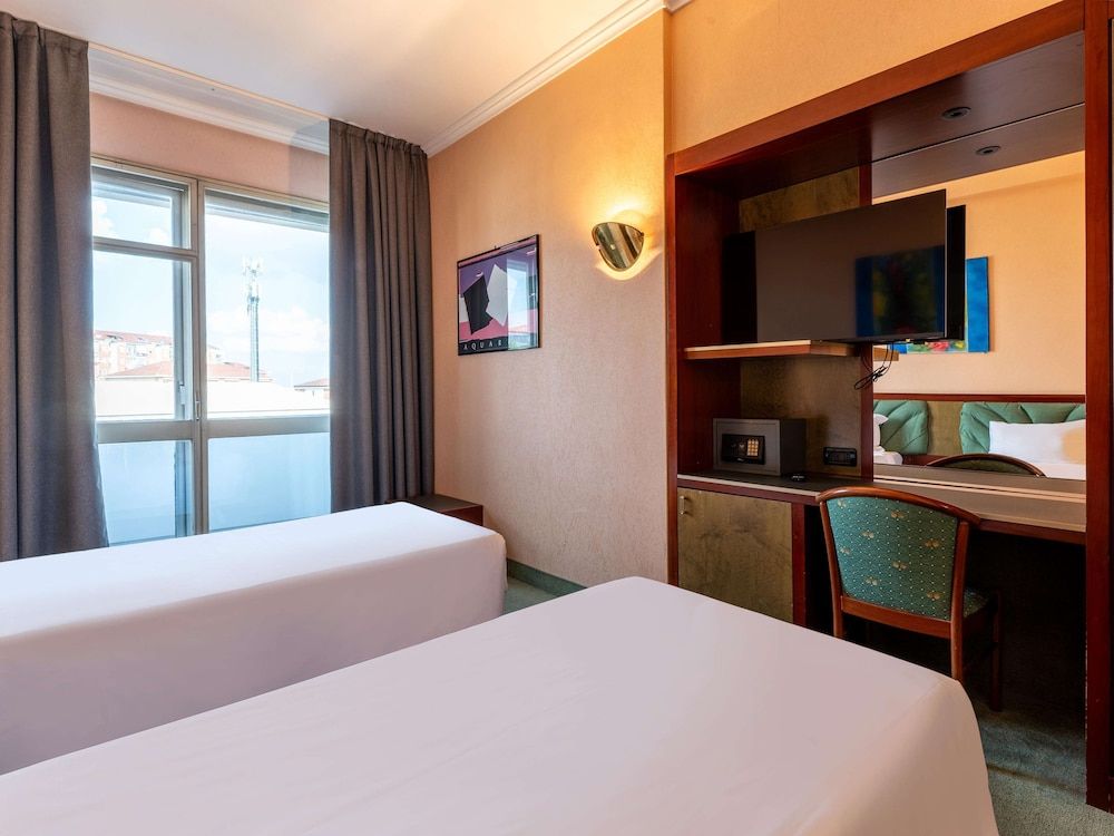 B&B Hotel Borgaro Torinese Standard Twin Room 6