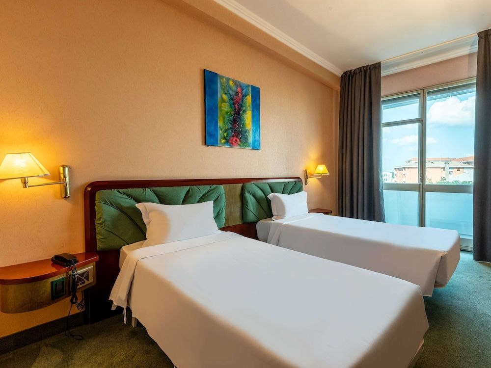 B&B Hotel Borgaro Torinese Standard Twin Room 7