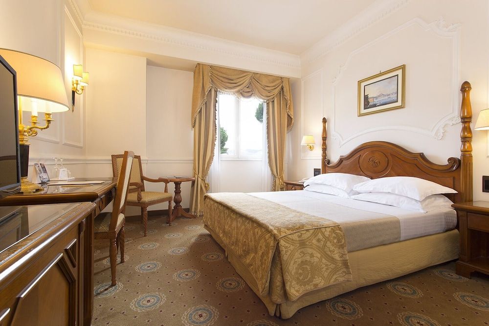 Grand Hotel Vanvitelli Double Room Single Use