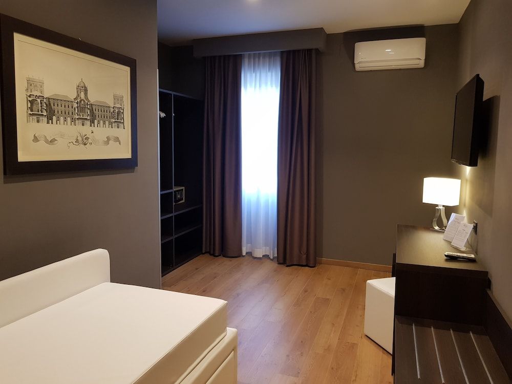 Hotel Europa Art Caserta Superior Double Room 19