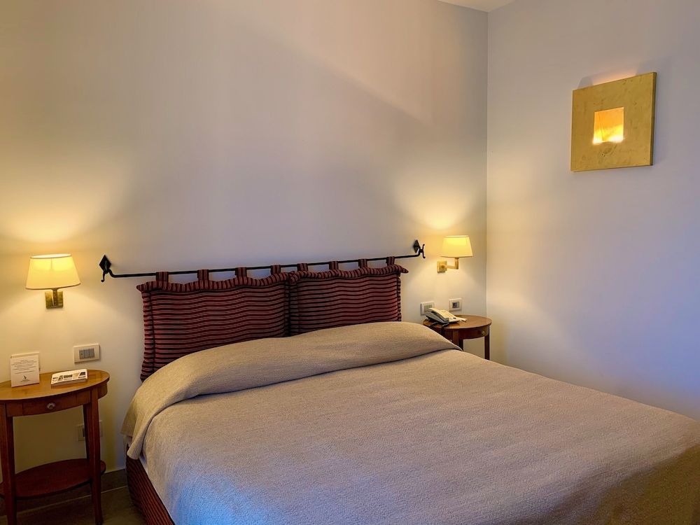 Comfort Room, 1 Double or 2 Twin Beds