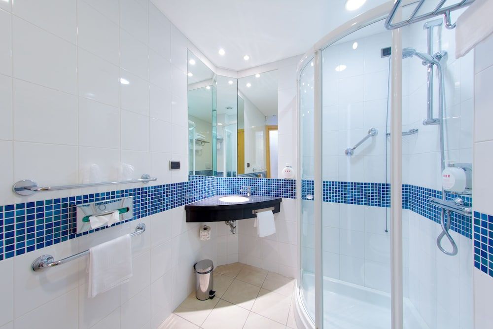 UNA Hotels Cesena Nord Twin Room 4