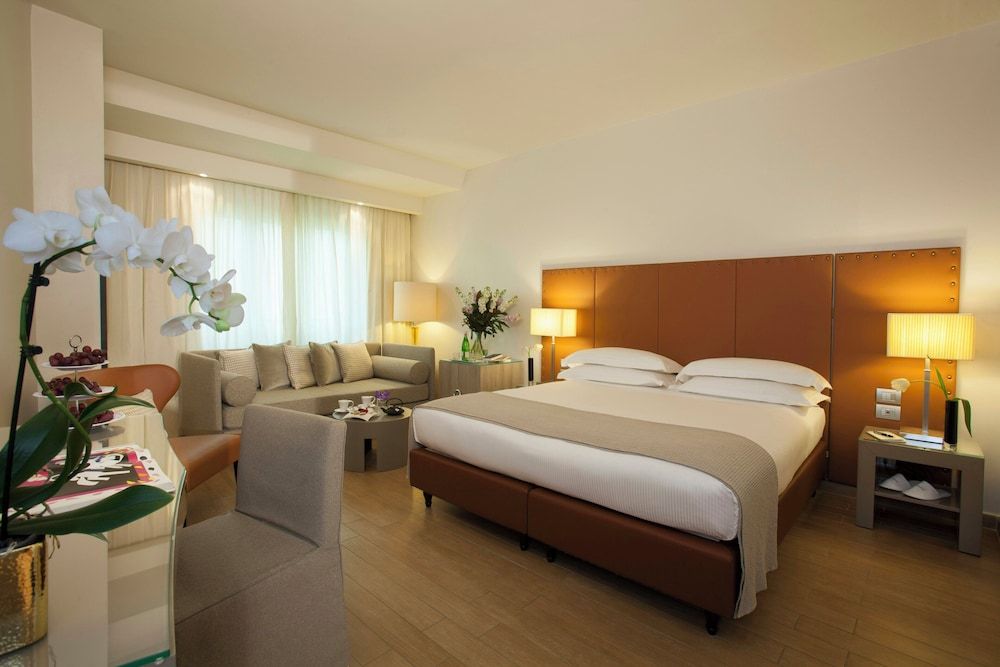 undefined Starhotels Michelangelo 9