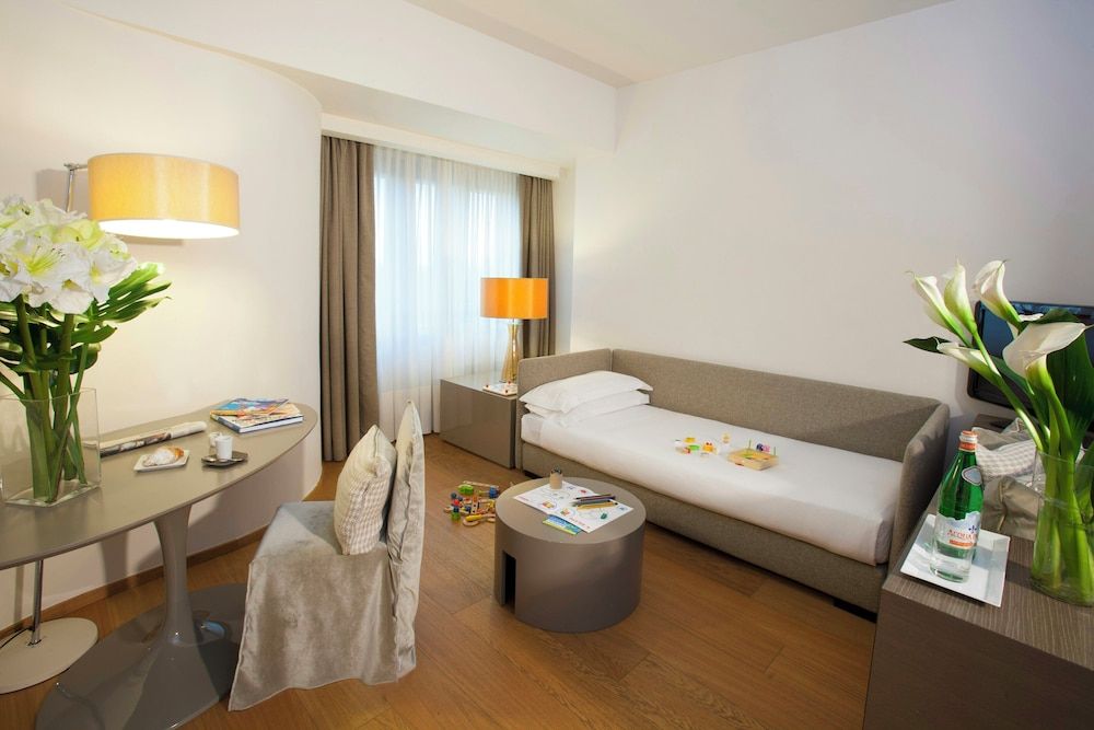 undefined Starhotels Michelangelo 10