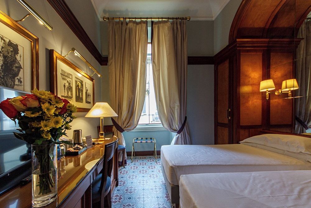 Hotel Albani Firenze Classic Room 6