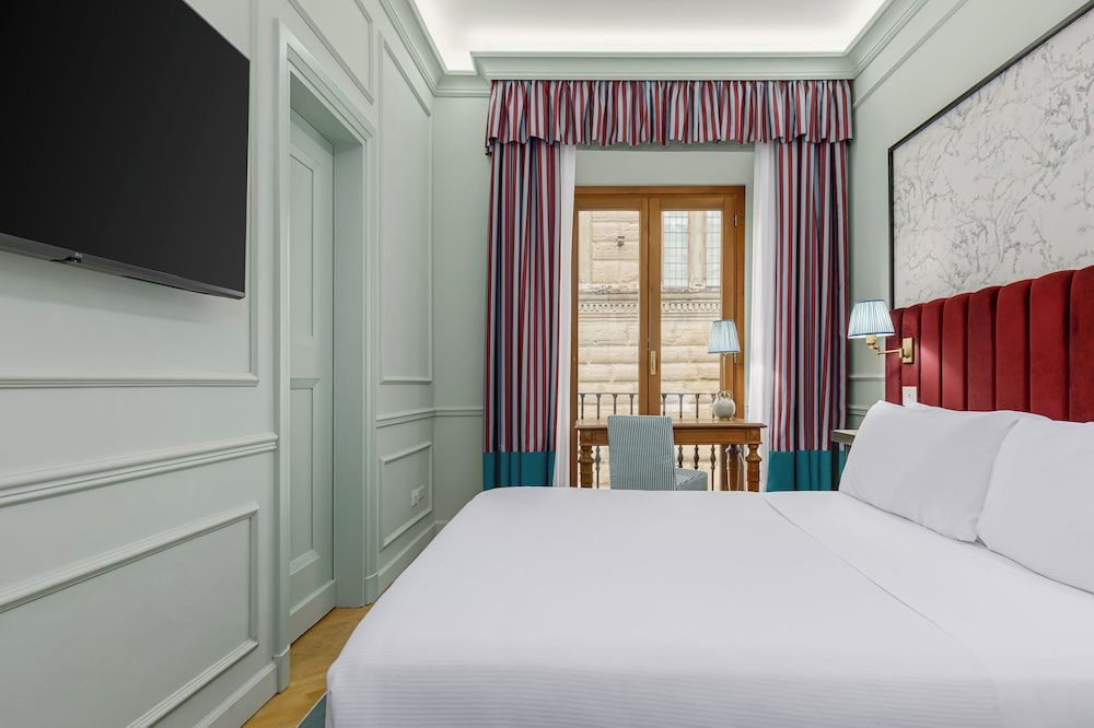 Room Mate Collection Isabella, Florence Standard Double Room 5