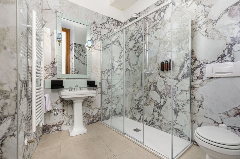 Room Mate Collection Isabella, Florence Standard Double Room 8