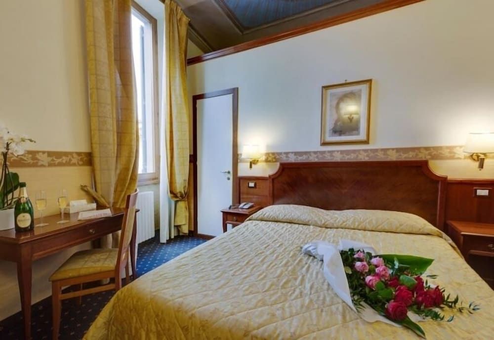 undefined Arizona Hotel 10