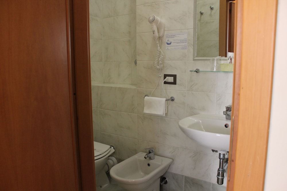 Hotel Franchi Double or Twin Room 4
