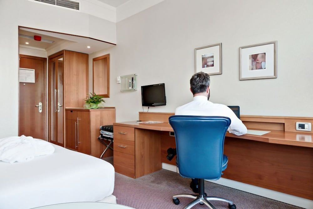 undefined Italiana Hotels Florence 7