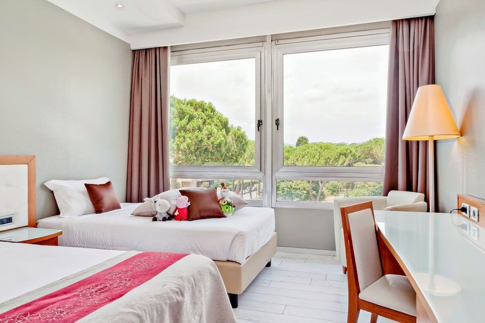 undefined Italiana Hotels Florence 2