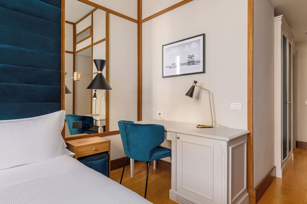 Room Mate Luca, Florence Standard Double or Twin Room 13