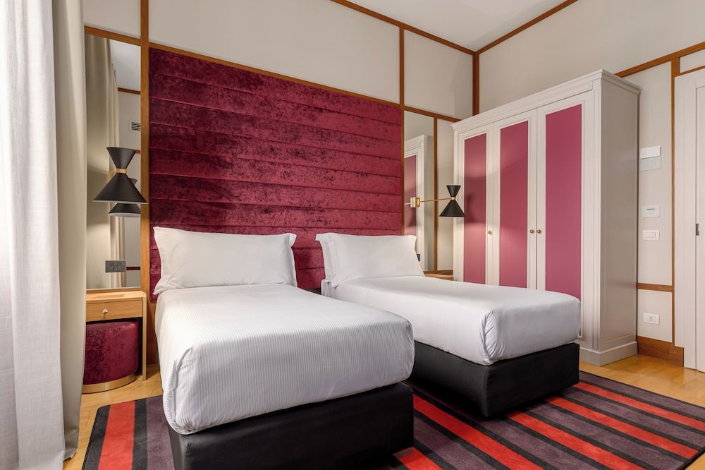 Room Mate Luca, Florence Standard Double or Twin Room 3