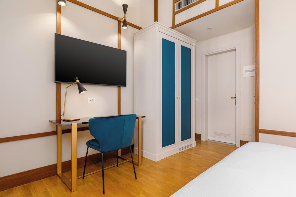 Room Mate Luca, Florence Standard Double or Twin Room 15