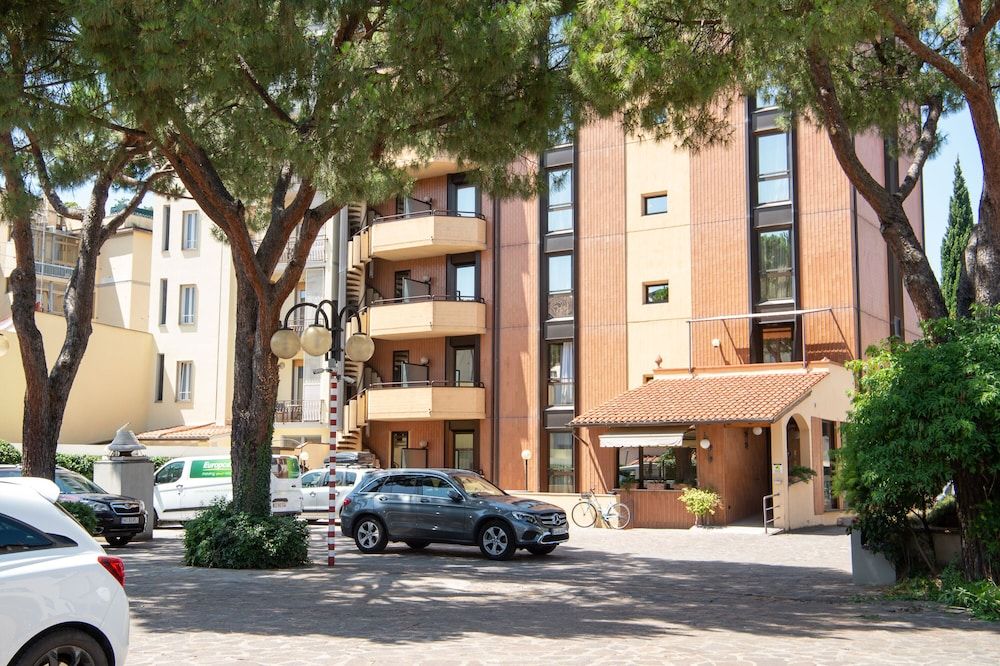 undefined Hotel Grifone 5