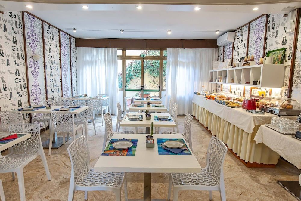 undefined Hotel Jane 4