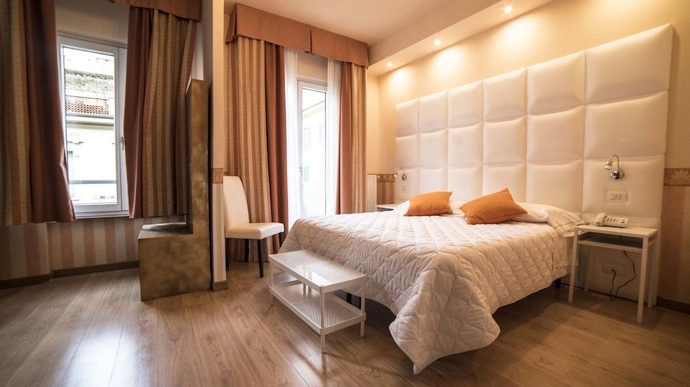 undefined Hotel Jane