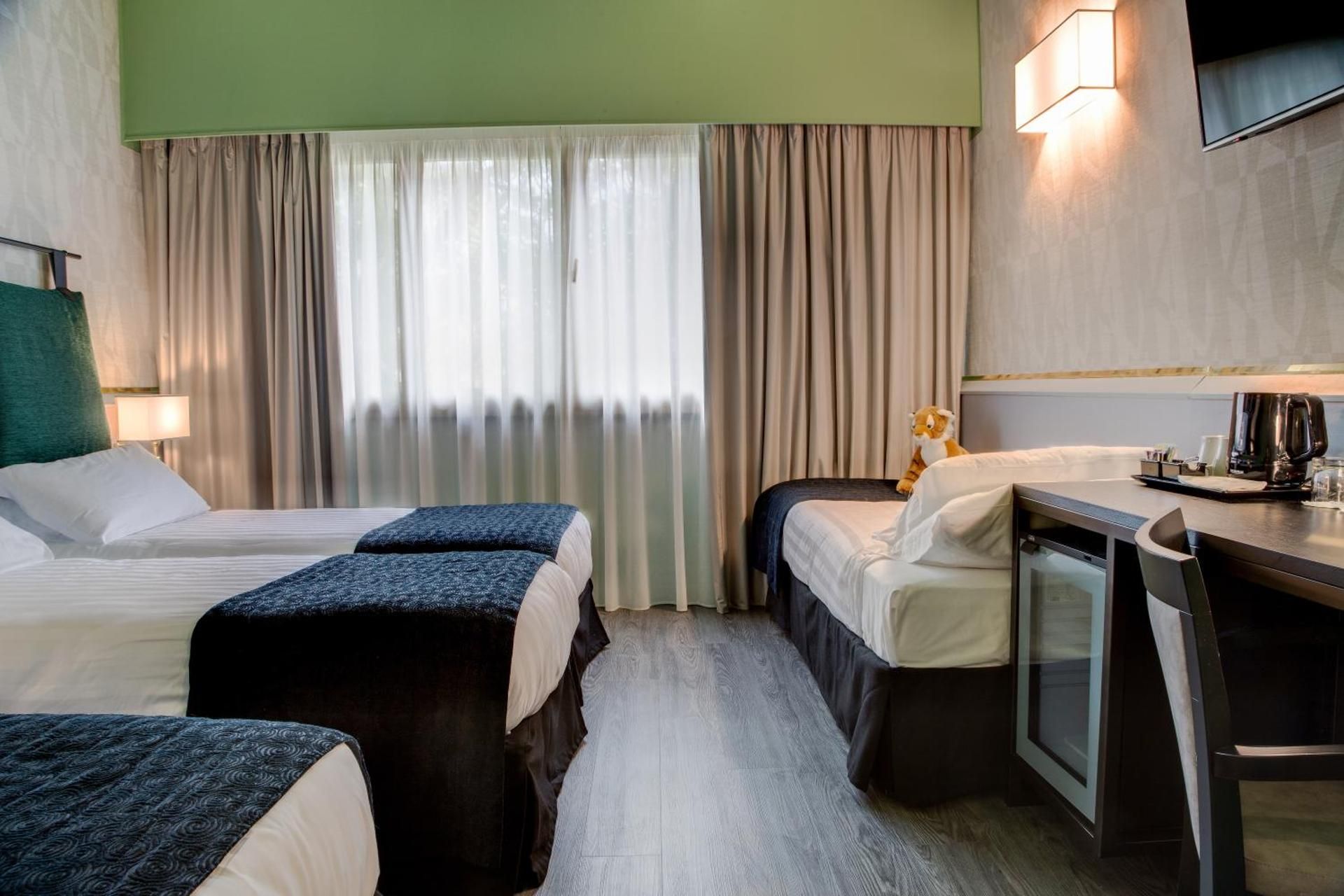 Executive Queen Room