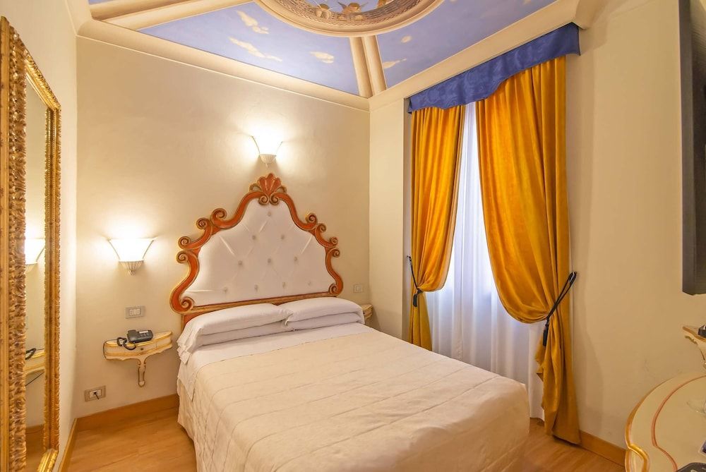 undefined Porta Faenza Hotel 9