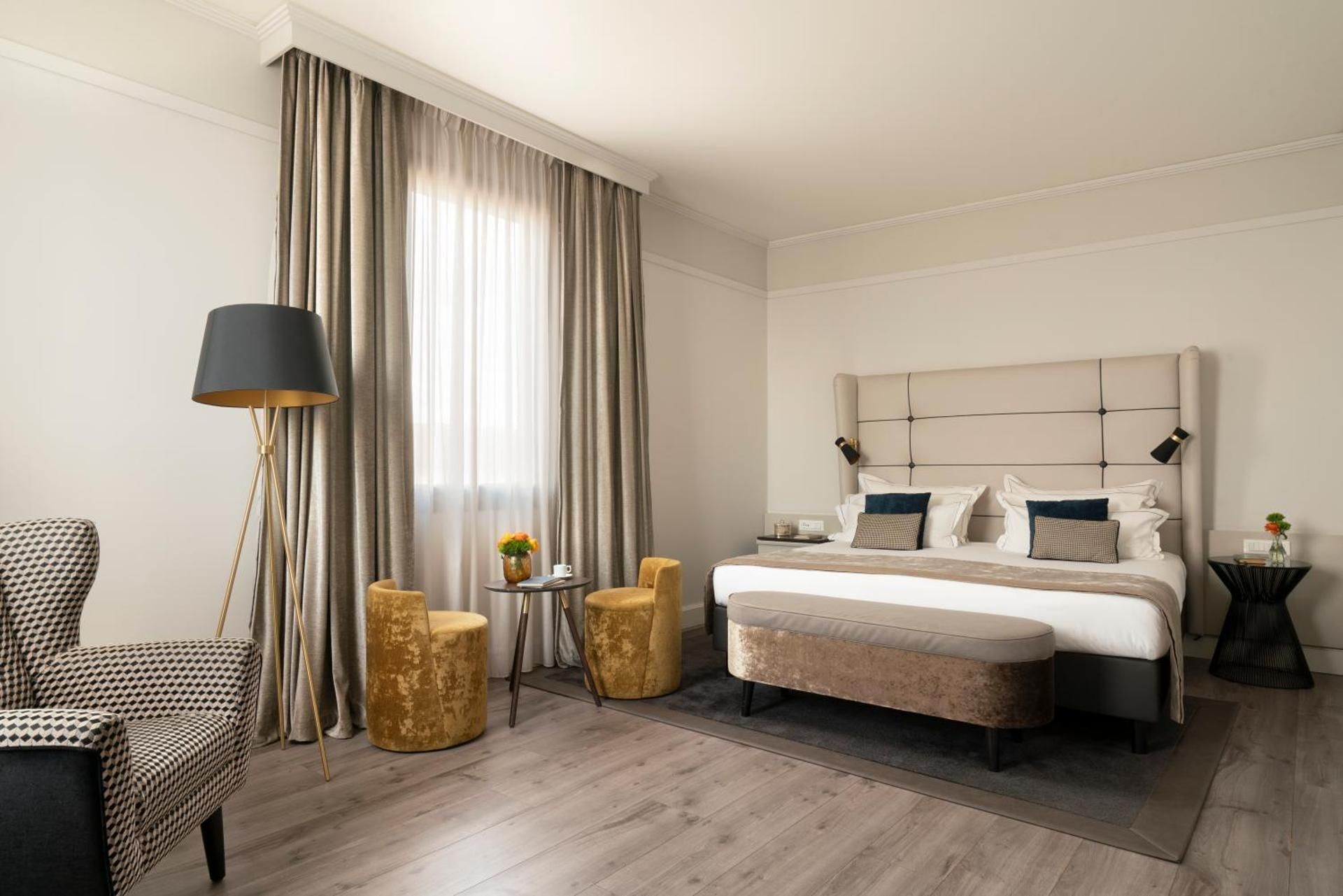 Junior Suite with King Bed