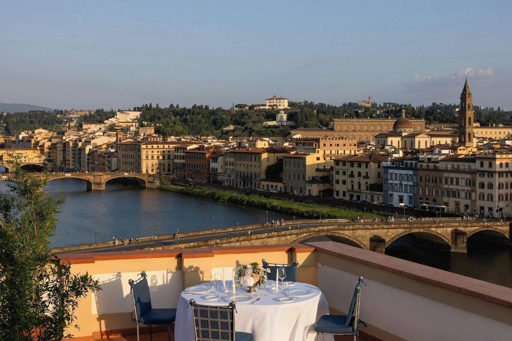 Suite, 1 King Bed, Terrace, River View (Belvedere)