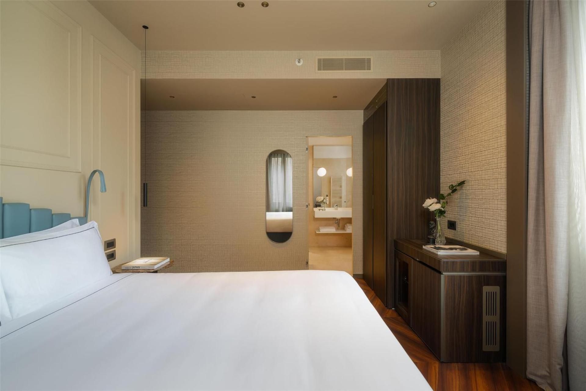 undefined WorldHotel Casati 18 3