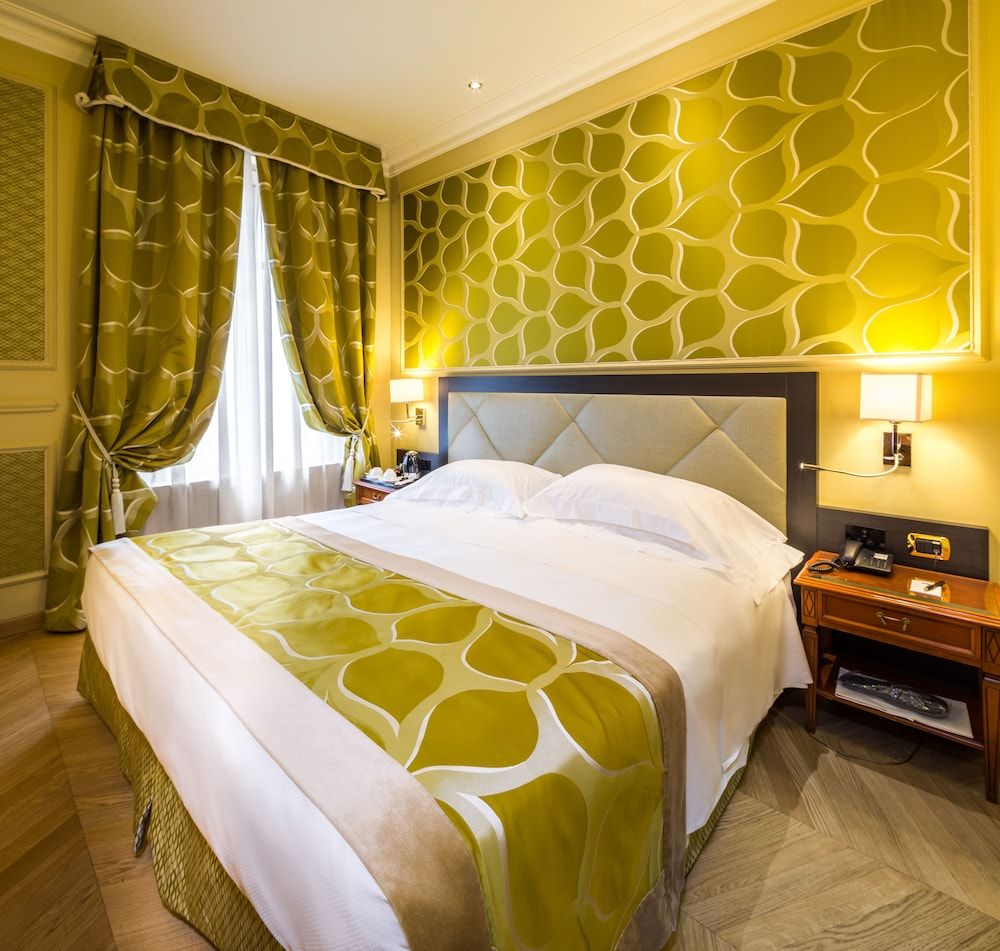 Grand Visconti Palace Standard Room