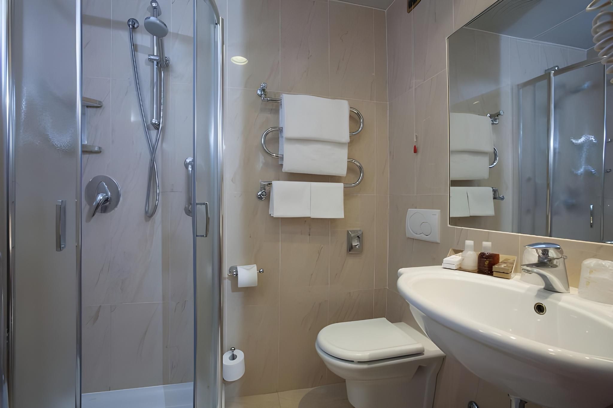 Hotel Berna Double or Twin 3