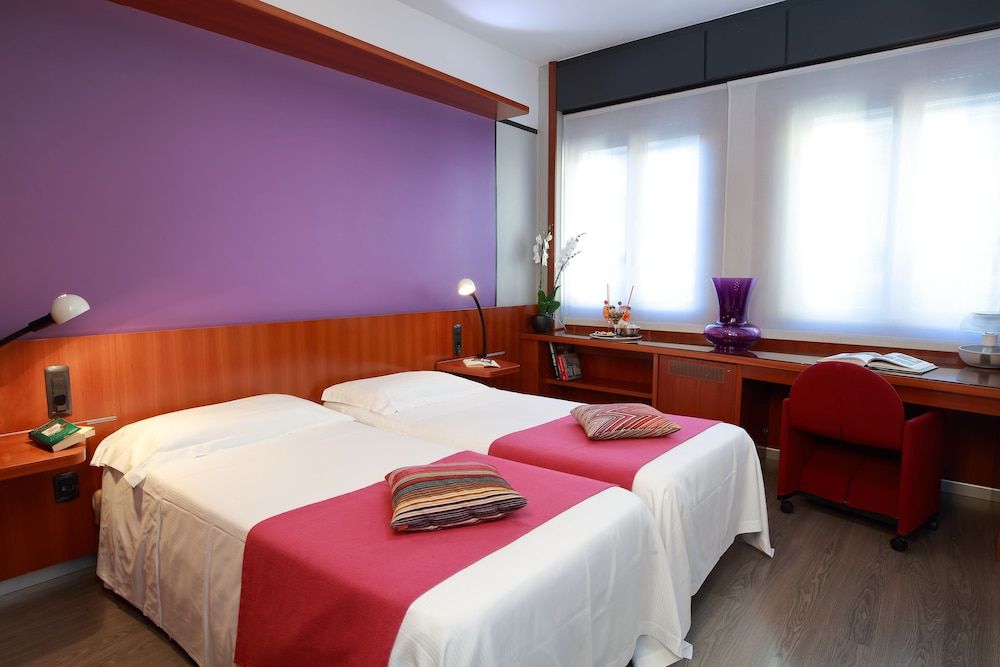 undefined Hotel Mediolanum 8