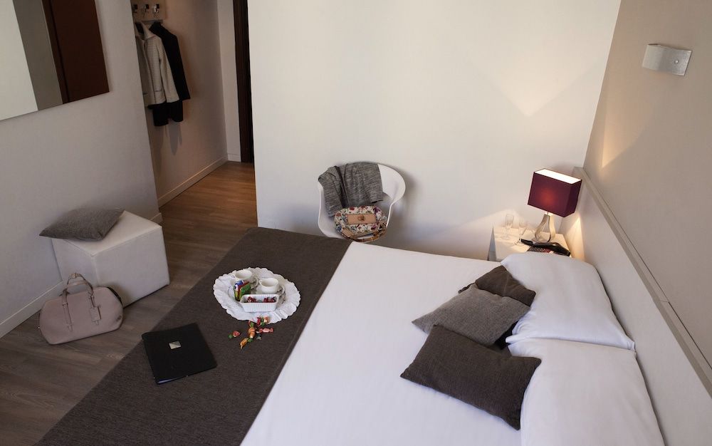 undefined Hotel Mennini 9