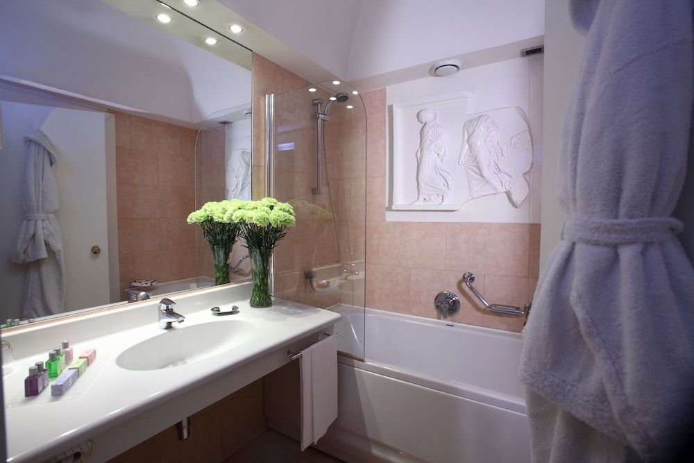 Hotel Sanpi Milano Standard Double or Twin Room (gym access) 3