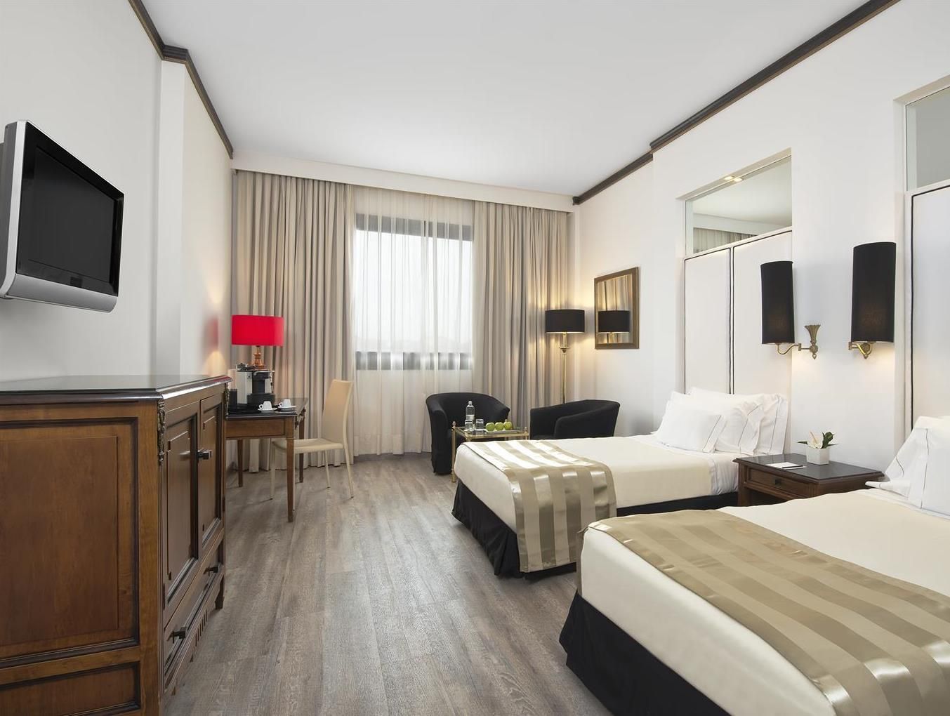 undefined Melia Milano 8