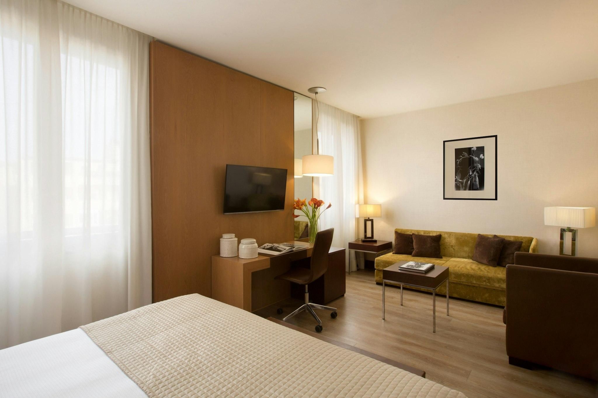 undefined Starhotels Ritz 9