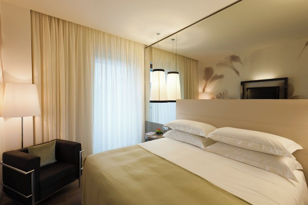 Starhotels E.c.ho. Deluxe Double or Twin Room 2