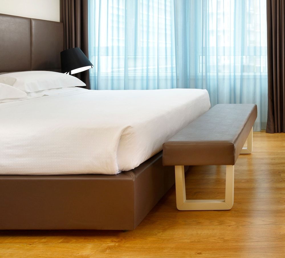 undefined UNA Hotels Century Milano 10