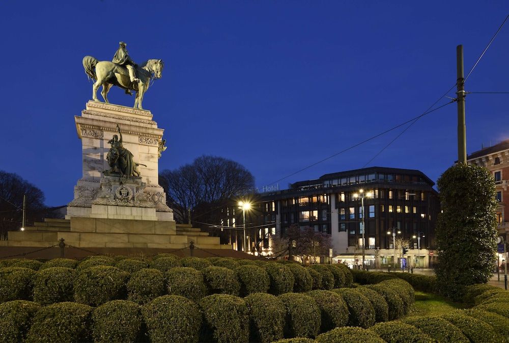 undefined UNA Hotels Cusani Milano 5