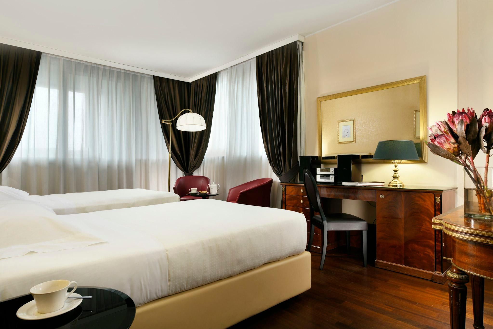 undefined UNA Hotels Scandinavia Milano 6