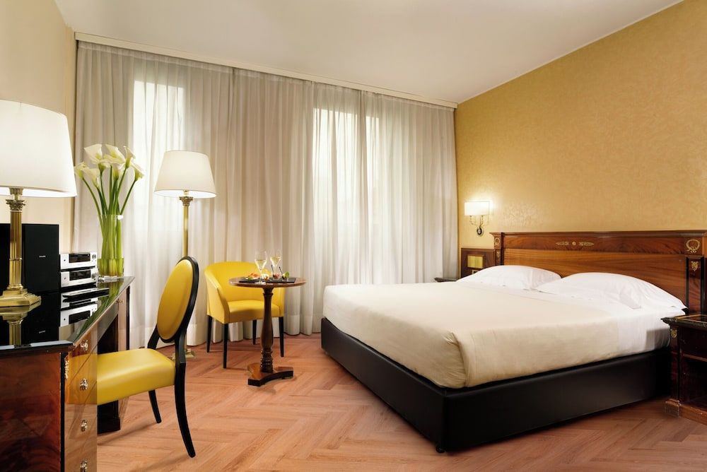undefined UNA Hotels Scandinavia Milano 4
