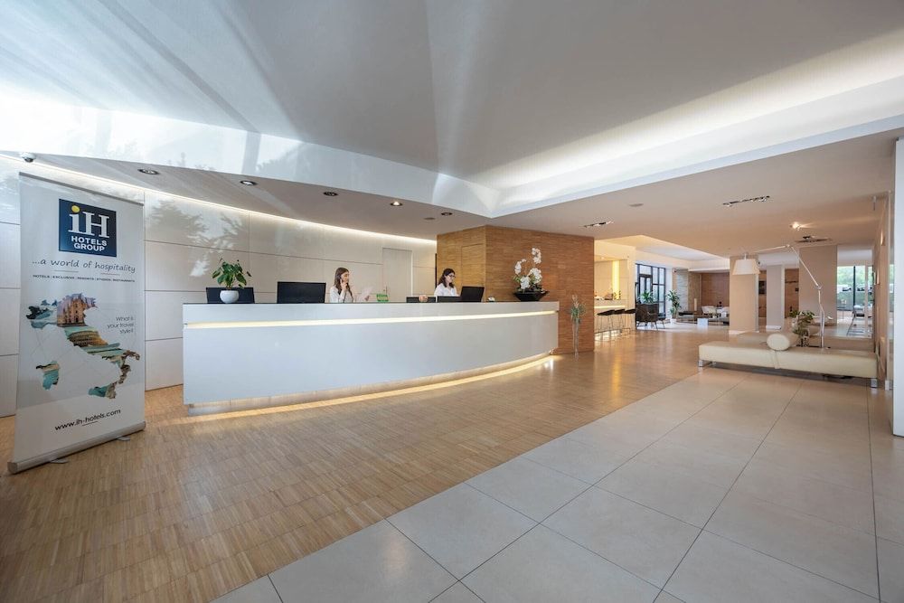 undefined iH Hotels Milano Watt 13
