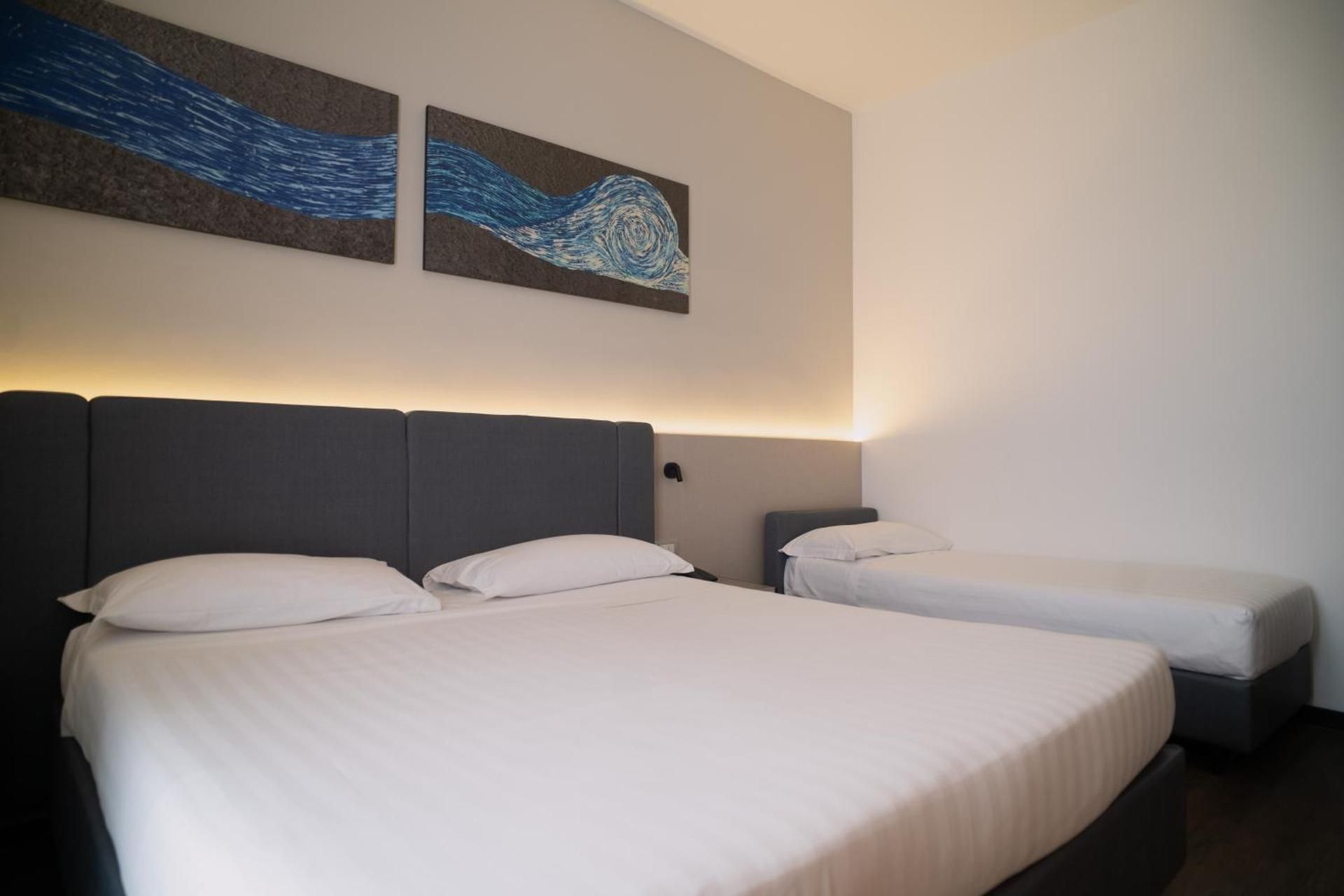 Triple Room