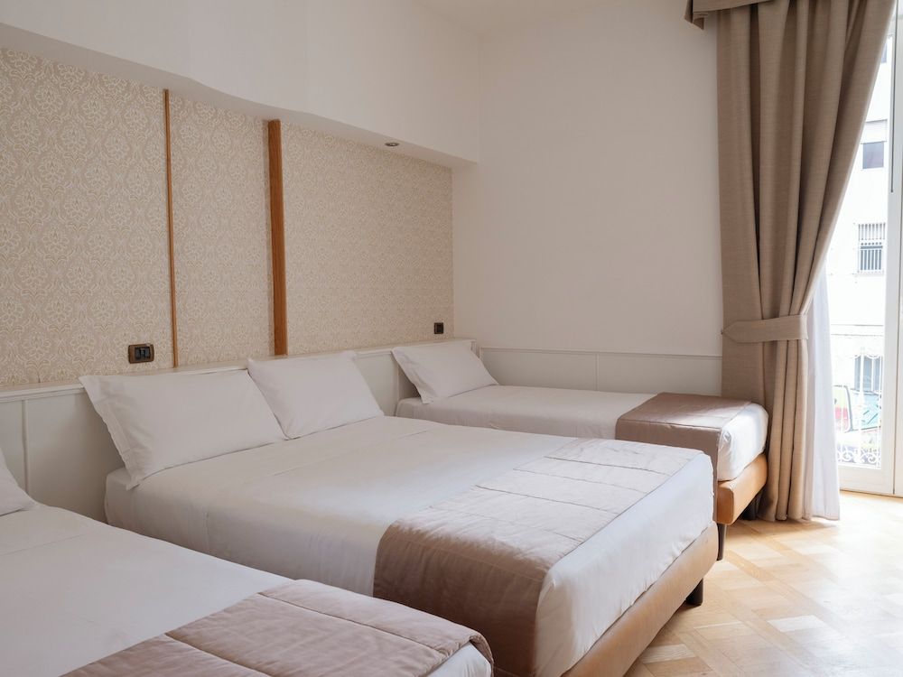 undefined Grand Hotel Europa 4